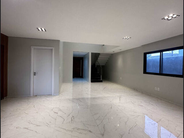 Casa para Locação em Eusébio - 4