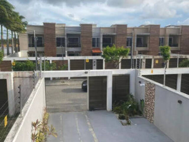 Casa para Venda em Eusébio - 4