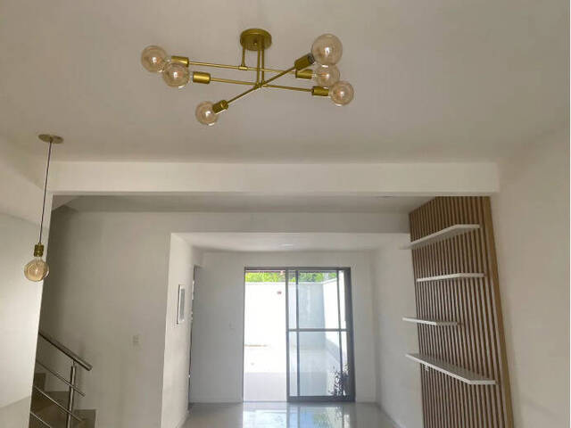 Casa para Venda em Eusébio - 5